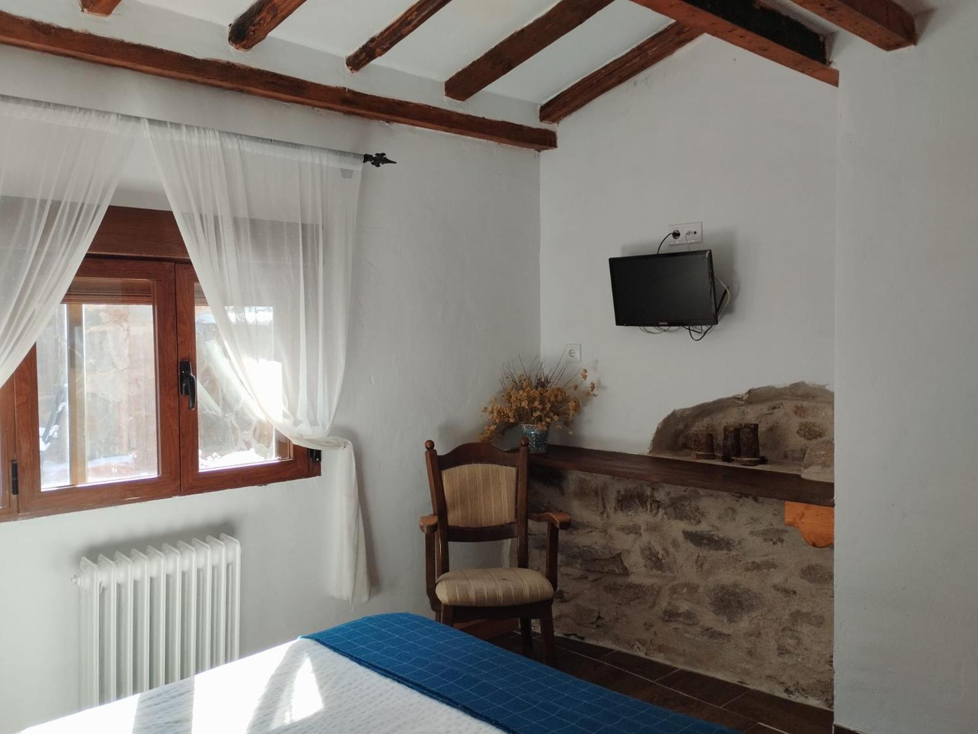 Hostal Refugio De Gredos Navarredonda de Gredos Exterior foto